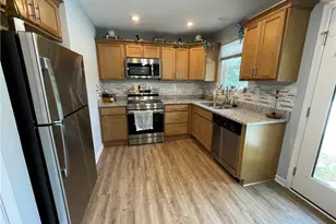 5993 Montauk Pt, Vermilion, OH 44089 - Photo 11