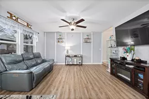 5993 Montauk Pt, Vermilion, OH 44089 - Photo 13