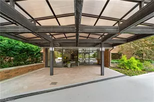 27500 Cedar Rd, Beachwood, OH 44122 - Photo 3