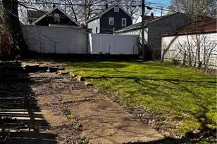 8910 Jeffries Ave, Loveland, OH 44105 - Photo 5