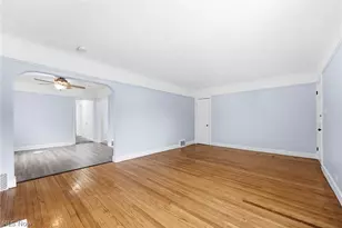 876 Eloise Dr, Loveland, OH 44112 - Photo 3