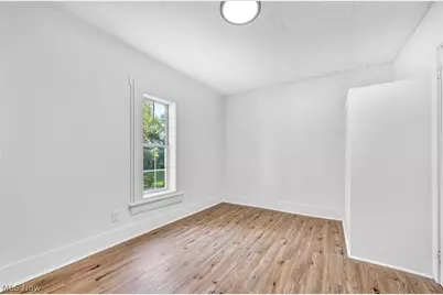 1909 2nd Street SW, Akron, OH 44314 - Photo 3