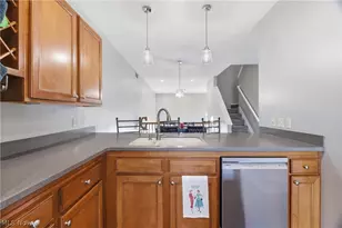 323 Arizona Ave, Lorain, OH 44052 - Photo 5