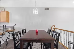 323 Arizona Ave, Lorain, OH 44052 - Photo 13