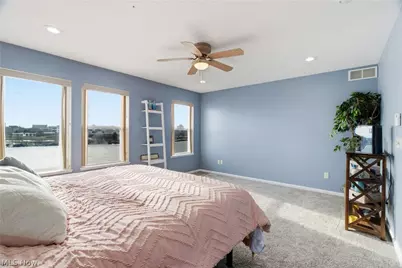 323 Arizona Avenue, Lorain, OH 44052 - Photo 21