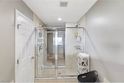 323 Arizona Avenue, Lorain, OH 44052 - Photo 29