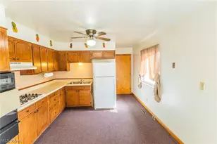 1587 Lois St, Belpre, OH 45714 - Photo 15