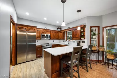 268 Schoenbrunn Drive NE, New Philadelphia, OH 44663 - Photo 13