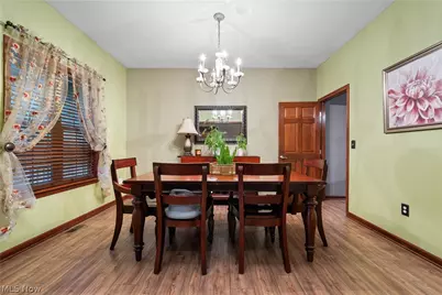 268 Schoenbrunn Drive NE, New Philadelphia, OH 44663 - Photo 17