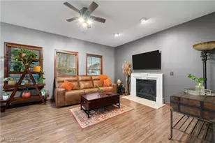 268 Schoenbrunn Dr NE, New Philadelphia, OH 44663 - Photo 7