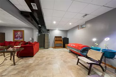 268 Schoenbrunn Drive NE, New Philadelphia, OH 44663 - Photo 35