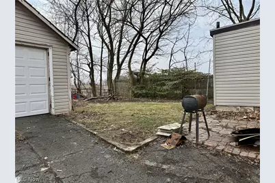 22 Brighton Drive, Akron, OH 44301 - Photo 19