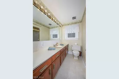 2374 Roth Drive, Cuyahoga Falls, OH 44221 - Photo 25