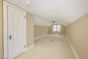 2374 Roth Dr, Cuyahoga Falls, OH 44221 - Photo 33