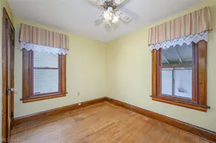 2374 Roth Dr, Cuyahoga Falls, OH 44221 - Photo 29