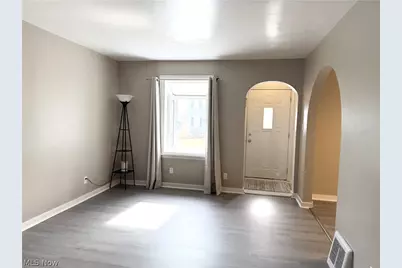 1209 Courtland Road, Weirton, WV 26062 - Photo 3