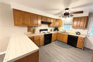 1209 Courtland Rd, Weirton, WV 26062 - Photo 5