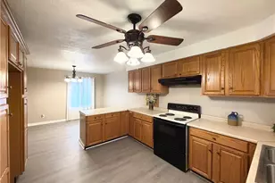 1209 Courtland Rd, Weirton, WV 26062 - Photo 7