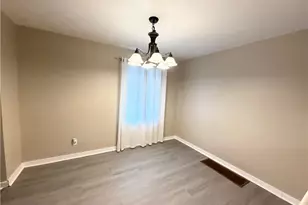 1209 Courtland Rd, Weirton, WV 26062 - Photo 11