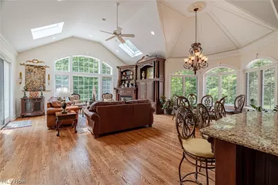2140 County Line Road, Gates Mills, OH 44040 - Photo 11