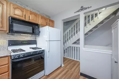 1678 Sugar Maple Court, Streetsboro, OH 44241 - Photo 9