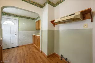 603 Indian Trail, Akron, OH 44314 - Photo 13