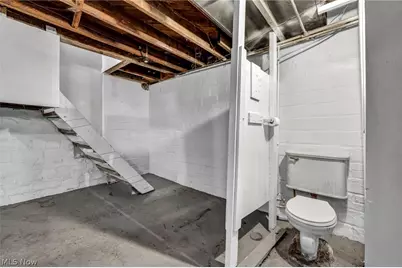 18405 Windward Road, Loveland, OH 44119 - Photo 33