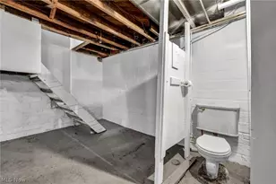 18405 Windward Rd, Loveland, OH 44119 - Photo 33