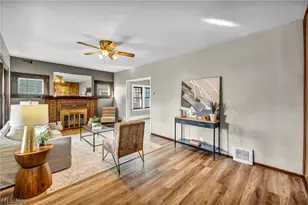 18405 Windward Rd, Loveland, OH 44119 - Photo 11