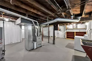 18405 Windward Rd, Loveland, OH 44119 - Photo 35