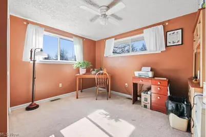 10684 Dot Avenue NE, Alliance, OH 44601 - Photo 31