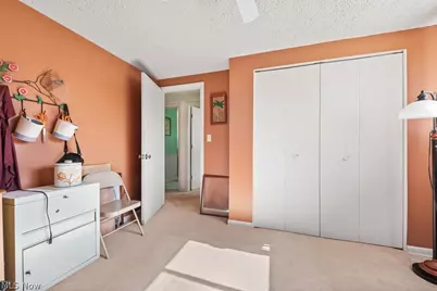 10684 Dot Avenue NE, Alliance, OH 44601 - Photo 33