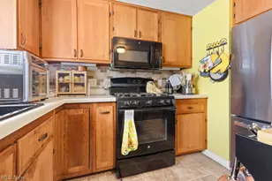 10684 Dot Ave NE, Alliance, OH 44601 - Photo 7