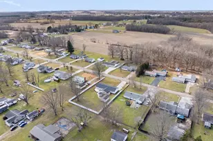 10684 Dot Ave NE, Alliance, OH 44601 - Photo 49