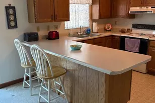 602 Williams Ave, Williamstown, WV 26187 - Photo 9