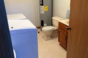 602 Williams Ave, Williamstown, WV 26187 - Photo 25