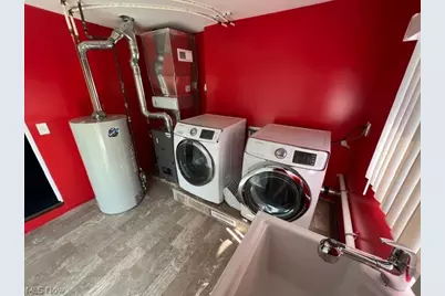 17911 Davis Road, Lake Milton, OH 44429 - Photo 19