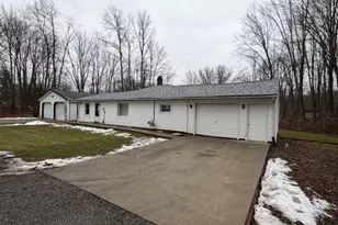 17911 Davis Rd, Lake Milton, OH 44429 - Photo 25