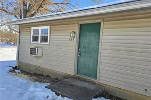 909 Garden Rd, Zanesville, OH 43701 - Photo 1