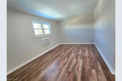 909 Garden Road, Zanesville, OH 43701 - Photo 9