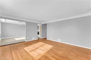 10725 Vernon Ave, Garfield Heights, OH 44125 - Photo 5
