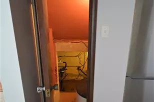 3613 Manchester Rd, Coventry, OH 44319 - Photo 9