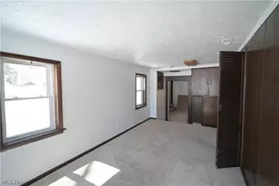 3613 Manchester Rd, Coventry, OH 44319 - Photo 13