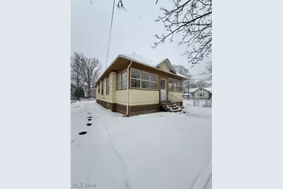 1253 California Avenue, Akron, OH 44314 - Photo 3