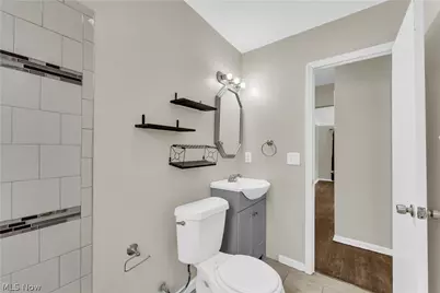 12918 Eastwood Boulevard, Garfield Heights, OH 44125 - Photo 21