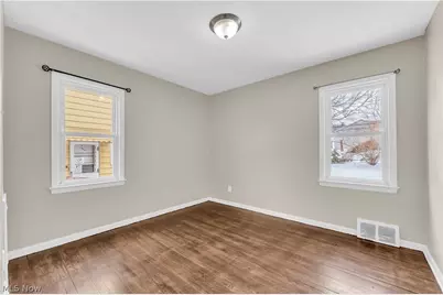12918 Eastwood Boulevard, Garfield Heights, OH 44125 - Photo 15