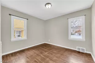 12918 Eastwood Blvd, Garfield Heights, OH 44125 - Photo 15