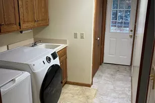 213 E 27th St, Dover, OH 44622 - Photo 21