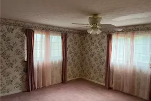 213 E 27th St, Dover, OH 44622 - Photo 17