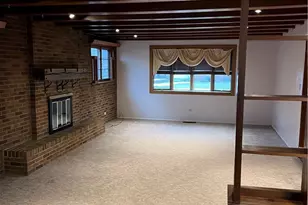 213 E 27th St, Dover, OH 44622 - Photo 9